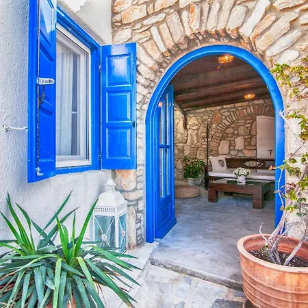 Aqualis Mykonos Town